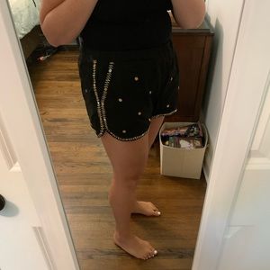 Madewell. Orrin embroidered shorts